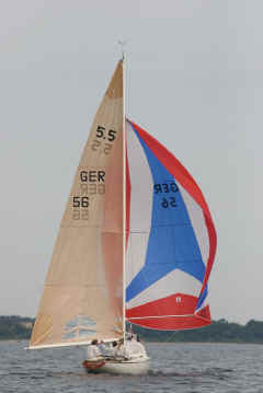 1203434750_f38a407ba6_b.jpg (185915 Byte)